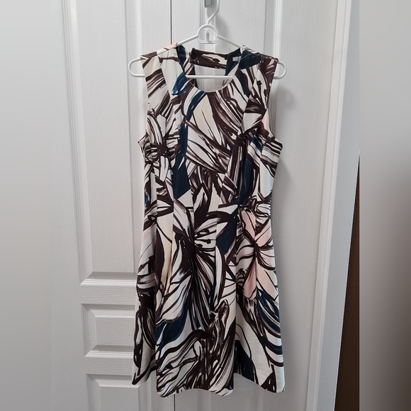 H&M Floral Botanical Sleeveless Dress - Picture 1 of 4